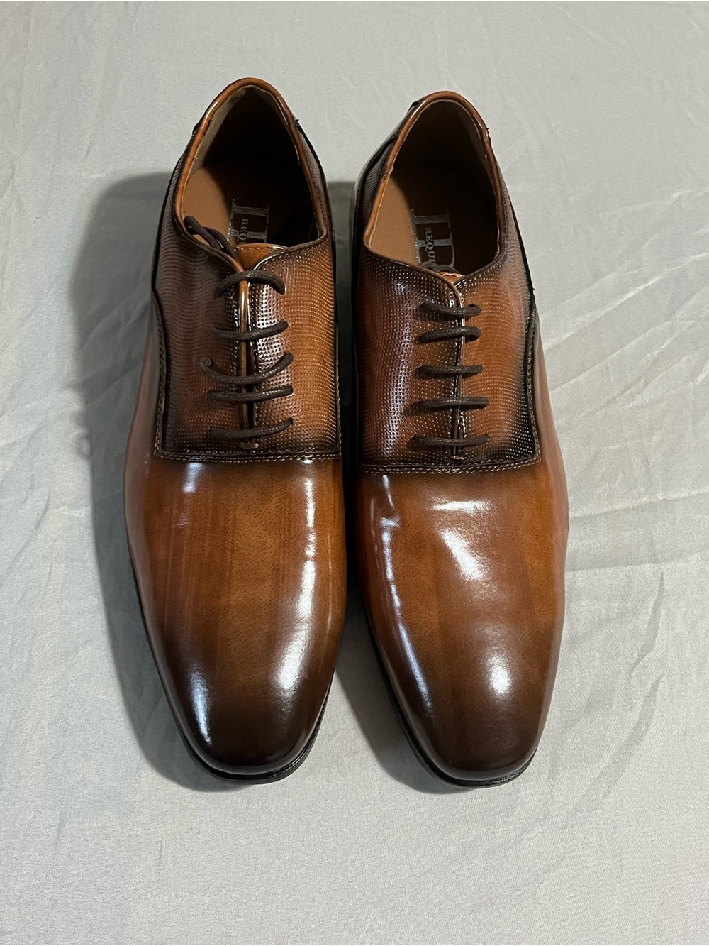 ID Required Men's Two-Tone Brown Dress Shoes Size 11
